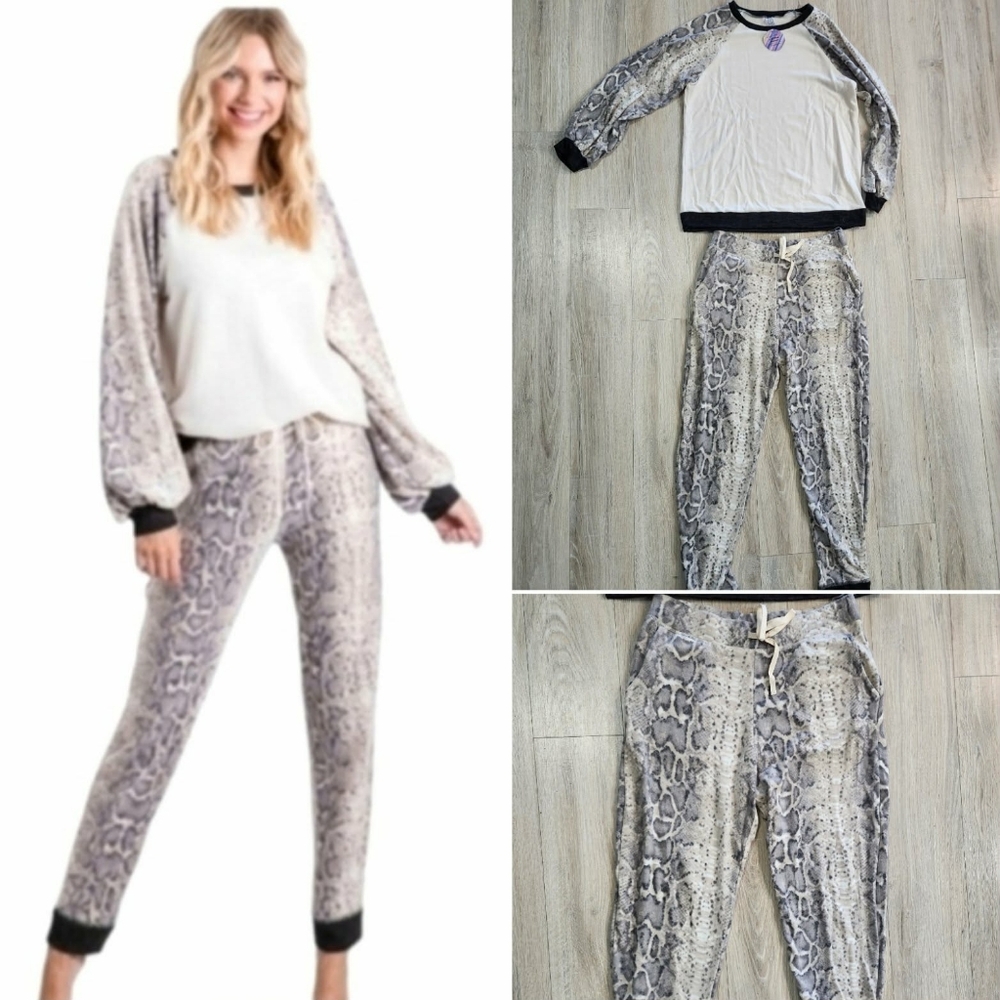 Super Soft Snake Print Puff Sleeve Jogger Set✨️
